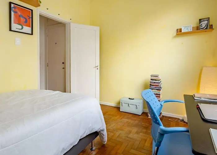 Casa Charmosa Em Ipanema Na Quadra Da Praia!